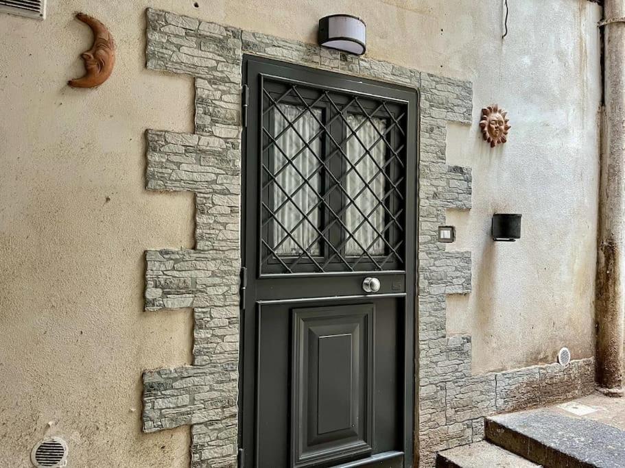 Titi Chiaia Appartement *